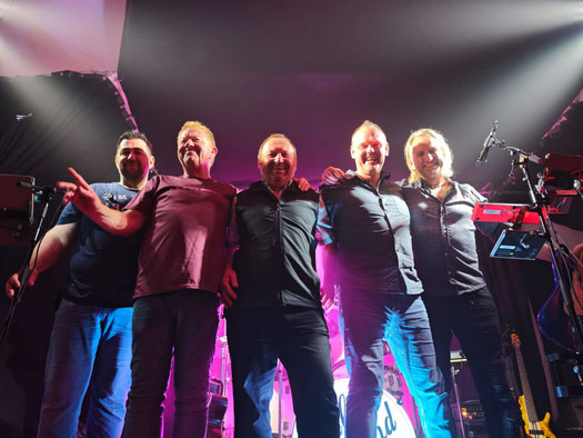 Termine von Olles Leiwand, die Austropop Live Band