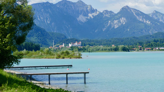 Städtereise Deutschland Füssen und Forggensee mit Allgäuer Alpen