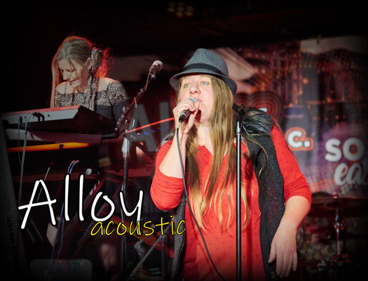 Janine Schouten und Pia Geiger (Alloy acoustic)