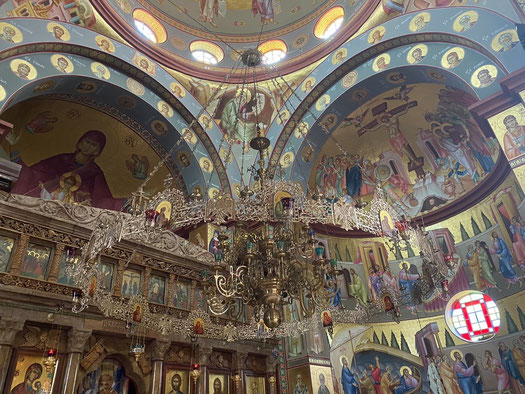 Israël - Kfar Nakhum - Kroonluchter Kerk van de Heilige Apostelen - ThP 230601