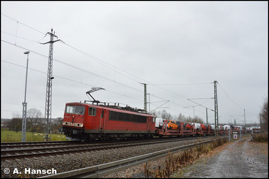 Erst 4 Jahre später, am 28. November 2017, sehe ich die Lok wieder. Mit dem Mischer EZ 51720 durchfährt sie Chemnitz-Furth in Richtung Riesa