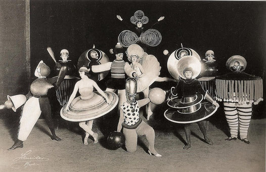 Oskar Schlemmer's Triadisches Ballett, 1925Image Source Unknown