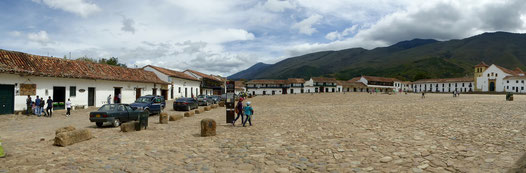 Bild: Panoramafoto von dem Platz in Villa de Leyva