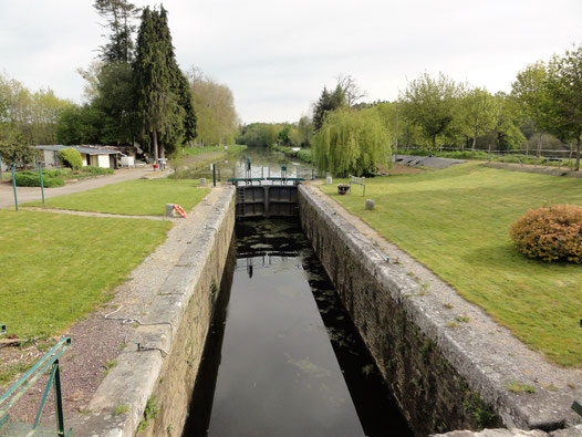 CANAL DE NANTES A BREST ECLUSE DE CADORET (LES FORGES)