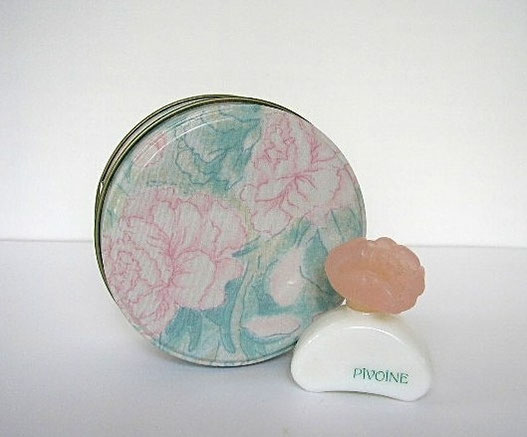 MINIATURE PIVOINE : EAU DE TOILETTE DANS BOÎTE METAL RONDE