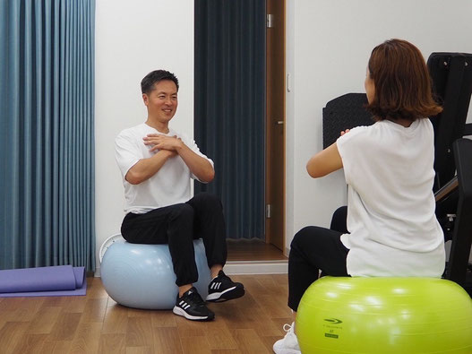 ボールを使ってトレーニング