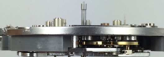 LEMANIA 5100 MOVEMENT SIDE - VIEW 