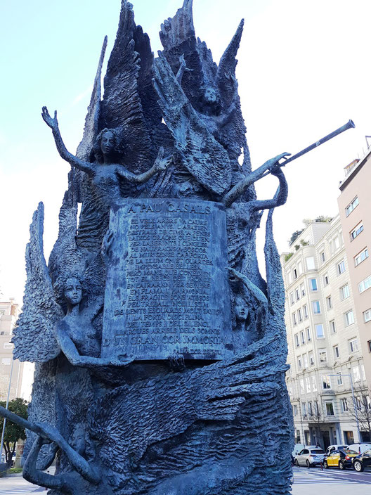 Уличная скульптура Барселоны. Пау Казальс - памятник