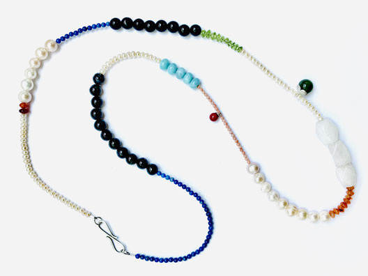 Silke-Erdtmann-Schmuck_Kette-Blattform-Silber_Ohrhänger