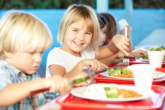 Cuánto gana un monitor de comedor escolar? - Cursos Online Cuánto gana un monitor de comedor escolar? - Cursos Online