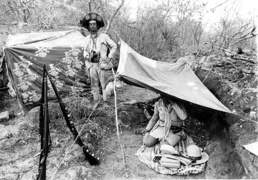 lampião, maria bonita, virgulino ferreira da silva, cangaço, liebesgeschichte, brasilien krimi, steppen wüste, abenteuerfilm, im versteck, abenteuerfilm, joan baez