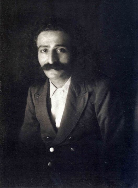 1930 March : Bijapur, India.