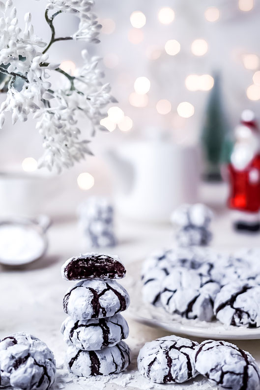 Chocolate Crinkle Cookies