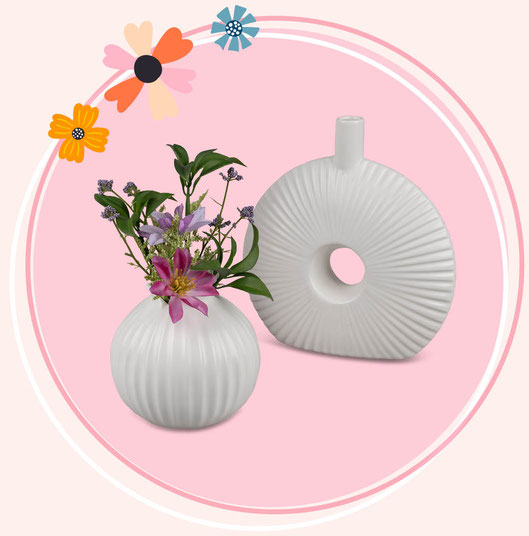 Weiße Vasen aus Porzellan