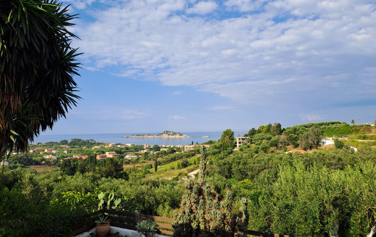 Weltweite Langzeit-Auslandskrankenversicherung für Reisende mit Wohnsitz in Österreich der HanseMerkur und ERGO Reiseversicherung