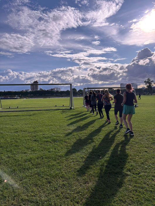 Outdoor Fitness Food Coaching Trainer Personal Personaltrainer Köln Training Poller Wiesen Poll rechtsrheinisch BodyFit Bock Stephanie Bodyfit Bockbodyfit RangerPower Products Coach Fitness Sport Outdoor Porz Yoga