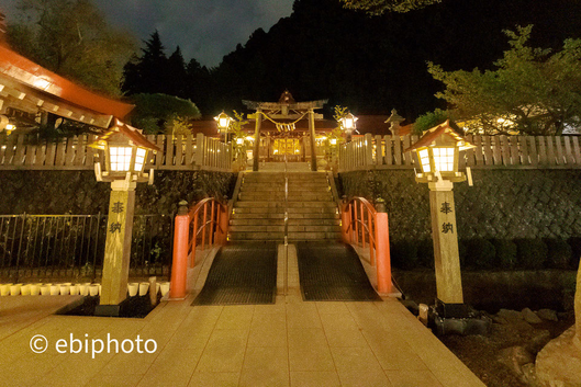 金蛇水神社