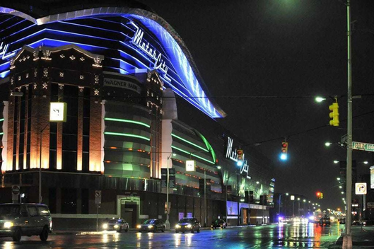 Detroit's MotorCity Casino. (ROBIN BUCKSON / THE DETROIT NEWS)