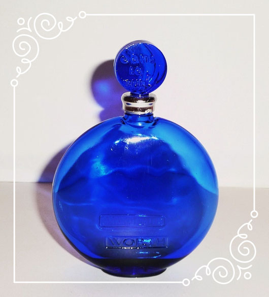 DANS LA NUIT - FLACON BLEU SOUVENT UTILISE PAR LES PARFUMS WORTH - CREATION LALIQUE