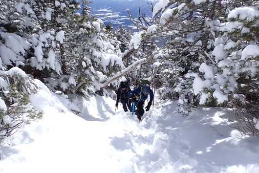 八ヶ岳　蓼科山　雪山登山ツアー