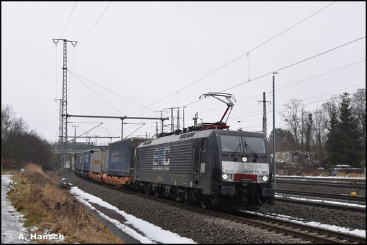 189 803-0 durcheilt am 08.02.2026 mit KLV-Zug Luth. Wittenberg gen Süden
