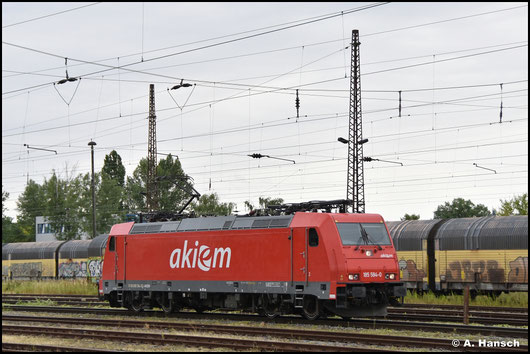185 584-0 kommt am 03.07.2025 als Lz durch Leipzig-Schönefeld