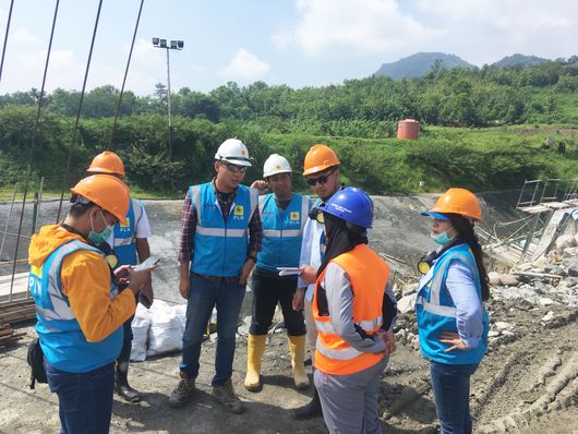 “Walk & Talk” about security at a construction site in Indonesia