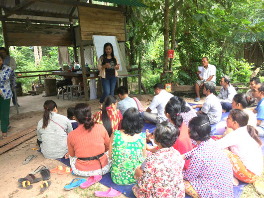 Community workshop with a vine handicraft producer in Phnom Kulen National Park in Cambodia