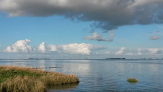 Wolkenstimmung im Lichtschein