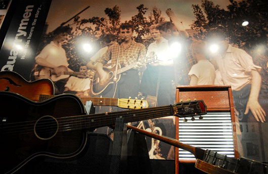 運命の1957.7.6。「THE BEATLES STORY」の展示から