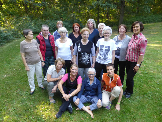 OnkoRat Qigong Gruppe 2014 im Fritz-Schloss-Park