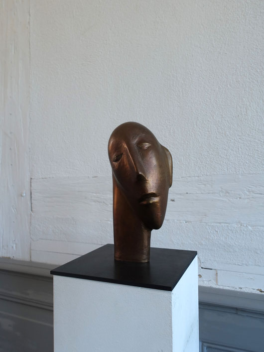 Heidrun Feistner: Zum Leben erwecken / Faire vivre / To bring to life / Für Paul Eluard / Bronzefassung Ex. 2/5 / 26 cm / 2025 / Foto HF