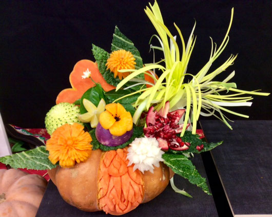 Sculpture sur fruits  et légumes de Véronique Beltzung 2017