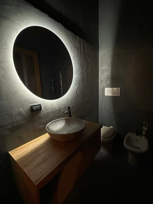 Bagni in resina Milano e provincia, Costo e preventivo bagni in resina, resinare un bagno piastrellato, resina epossidica per bagni, rivestimenti in resina bagni, arredi resina bagni, resina bagno doccia, resina decorativa bagno.bagni in resina moderni,re