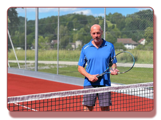 Michale Gröb auf dem Tennisplatz
