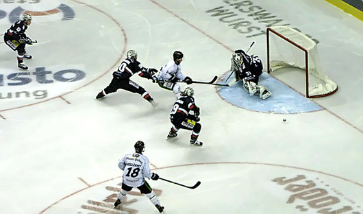 Eisbären Nick Petersen Jamie Mcqueen