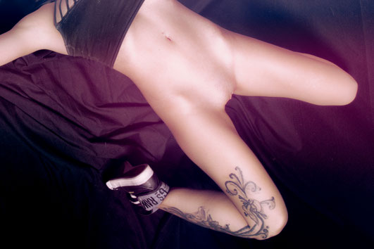 Akt Porn PornArt Aktfotografie Beauty Nude Nudeart Dessous Studiophotography Photostudio CaughtMoments Fotoshooting Photoshooting Naked  Rastatt Bühl Baden-Baden Achern Rheinmünster
