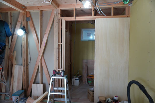千葉での家づくり-千葉県-千葉市-注文住宅-一級建築士事務所-設計事務所-建築家-高性能住宅-高断熱高気密-heat20g2-耐震等級3-許容応力度設計-断熱等級6-長期優良住宅-住まい-家-木造-木の家-木箱プロジェクト-難しくない家-断熱等級6（UA値0.46｜HEAT20 G2～G3水準）-耐震等級3（許容応力度設計）-値0.7以下（気密性能／中間測定時）-長期優良住宅対応-一次エネルギー消費量等級6／ZEH対応可／BELS評価対応可-高耐久仕様