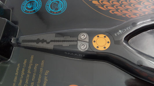 Drill Point Fishing Onlineshop - Angel-Zubehör, Unterkategorie Anglerwerkzeuge / Angelwerkzeug, Produktangebote Zangen, Anglerzangen, Anglertools, Pliers, Sprengringzangen, usw. Jetzt eine Anglerzange günstig online kaufen!