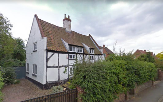 This timber-framed cottage in Fern Road, Cropwell Bishop dates from 1598. The roof is tiled now but was originally made of thatch. Photograph from Google Maps Streetview.