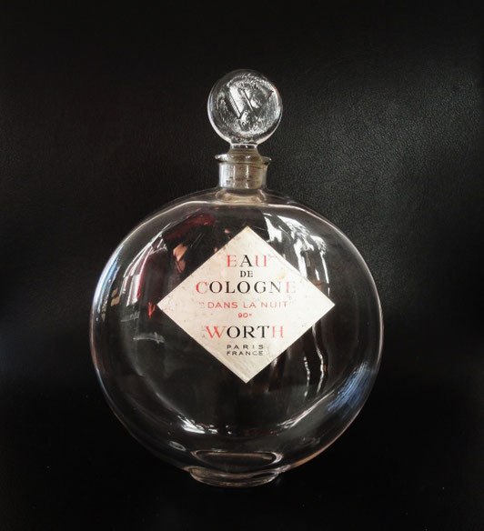 WORTH - DANS LA NUIT : EAU DE COLOGNE - FLACON EN VERRE TRANSPARENT DIT "MONTRE" - CREATION LALIQUE