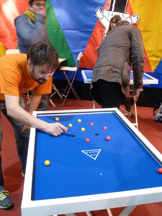 Yago-Pool - Das Fingerbillard als Teamevent auf Ihrer Mitarbeiterveranstaltung für Mitarbeiter und Gäste