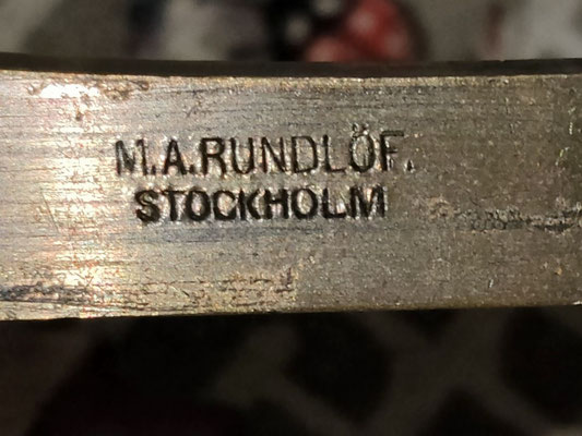 Swedish camelback key M.A. Rundlöf - particolaare del marchio di fabbrica