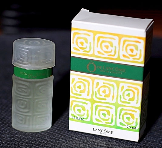 Ô DE LANCÔME - EAU DE TOILETTE 7,5 ML - GROSSE BOÎTE - ETIQUETTE CEINTURE DE LA MINIATURE DIFFERENTE DES AUTRES