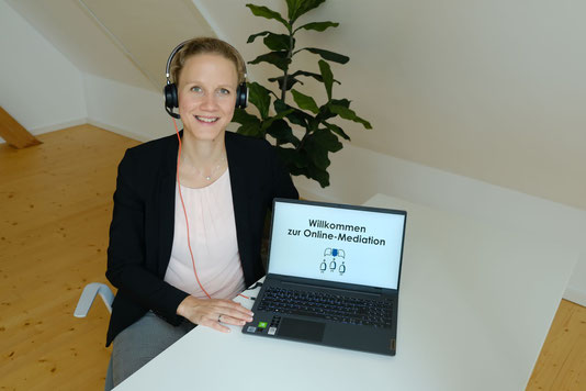 Über mich - Online Mediatorin Tomke Lisa Menger