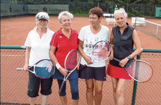 Die erfolgreichen Damen 60-Mannschaft (von links): Margret Peters, Annegret Behrens, Frauke Gasau, Kirsten Lepthin.mehlert