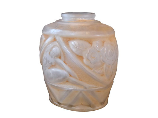 Art Déco vase signed "Etling".