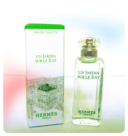 2011 - UN JARDIN SUR LE TOIT - EAU DE TOILETTE