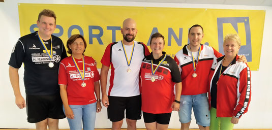 Die Gewinner 2021: v.l.: Platz 2 - Jaro und Claudia; Platz 1 - Patrick und Vendi; Platz 3 - Christian und Maria