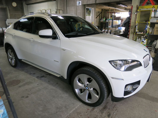 BMW X6 純正 アルミホイール（ハイパーシルバー）20インチのガリ